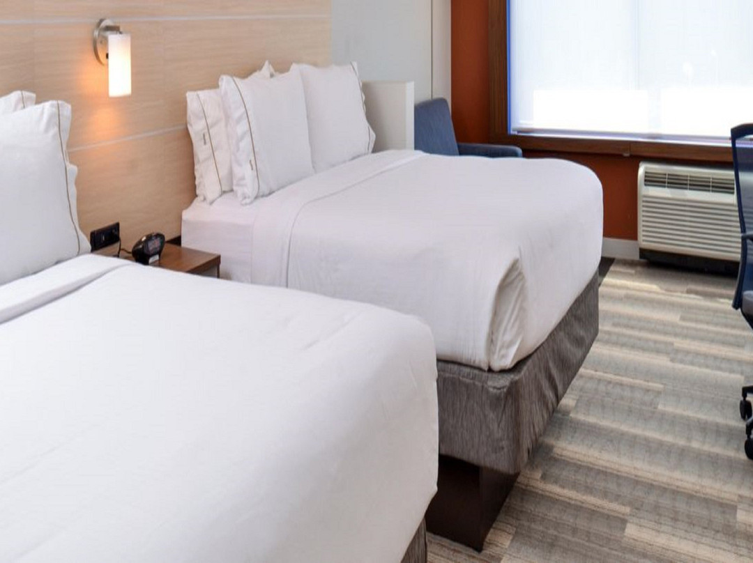 Holiday Inn Express & Suites Southgate - Detroit Area By IHG主图
