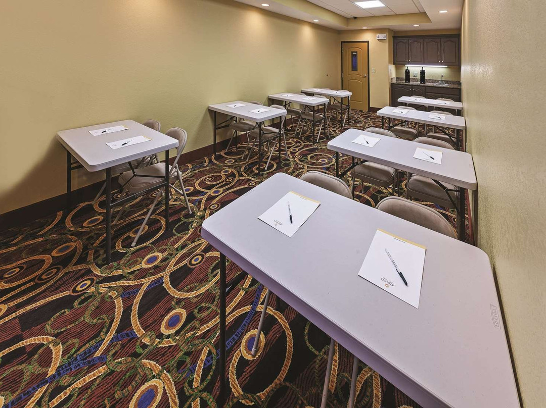 La Quinta Inn & Suites by Wyndham Searcy主图