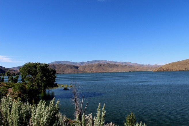 Topaz Lake景点图片