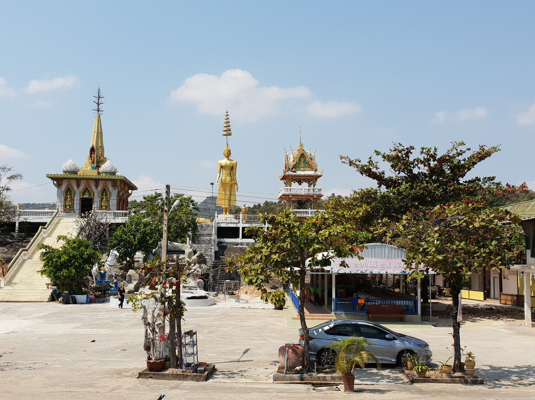 Wat Khao Lan Thom-Nong Kae必去景点