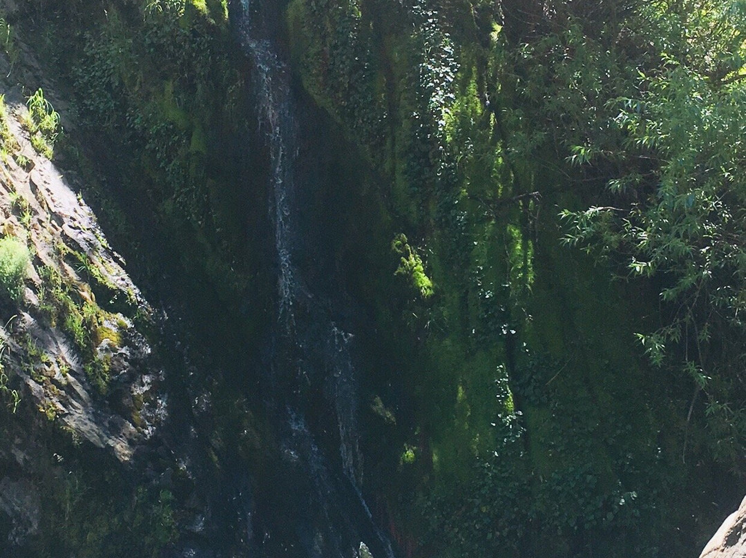 Cascada Escondida景点图片