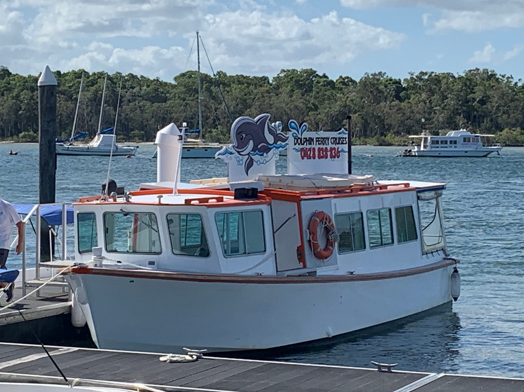Dolphin Ferry Cruises景点图片