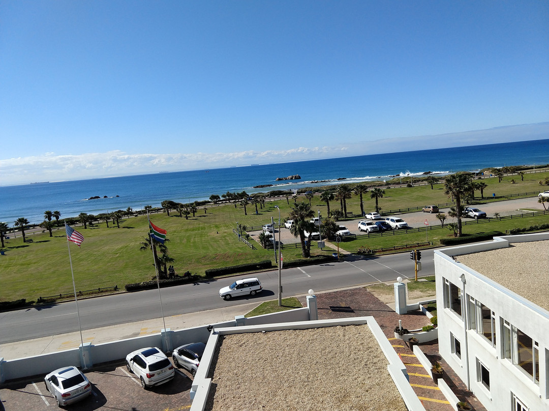 普罗蒂海洋饭店主图