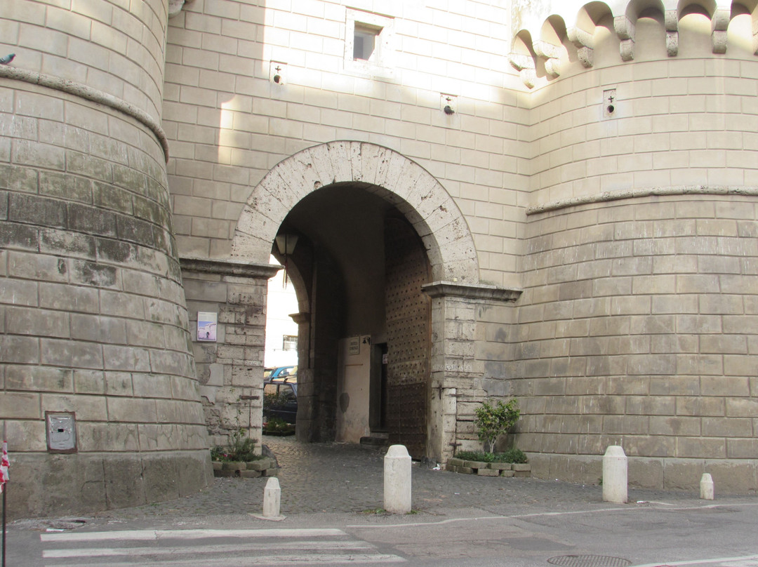Porta Napoletana-韦莱特里必去景点