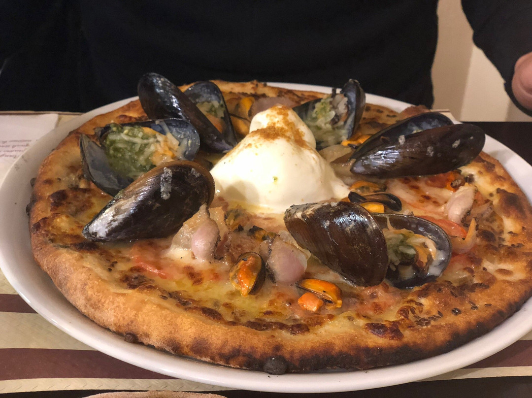Selargius餐馆和美食-Stasera Pizza