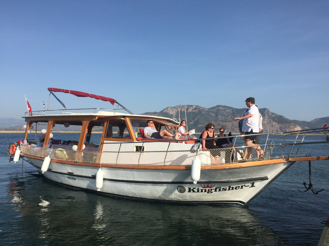 Kingfisher 1 Boat Tours-穆拉必去景点