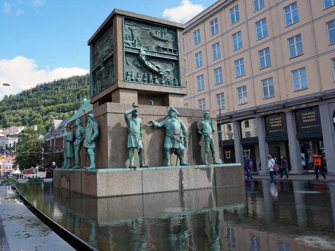 Sailor's Monument