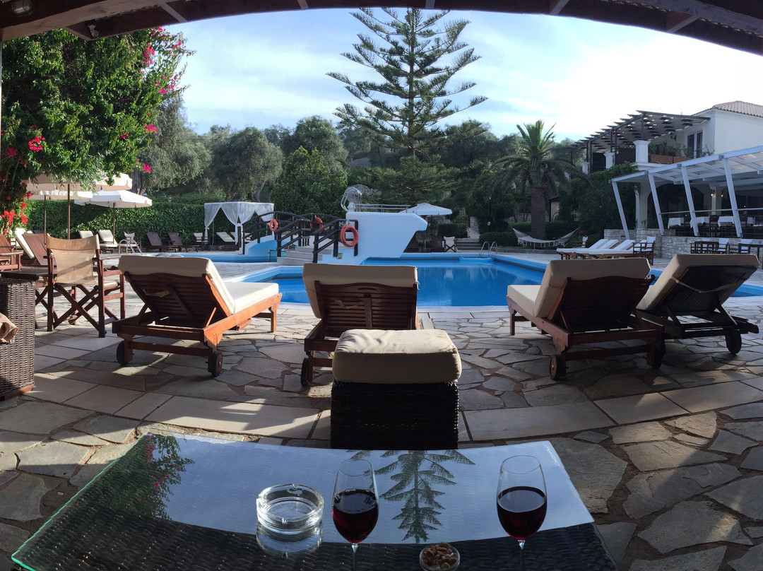 Paxos Club Resort & Spa主图