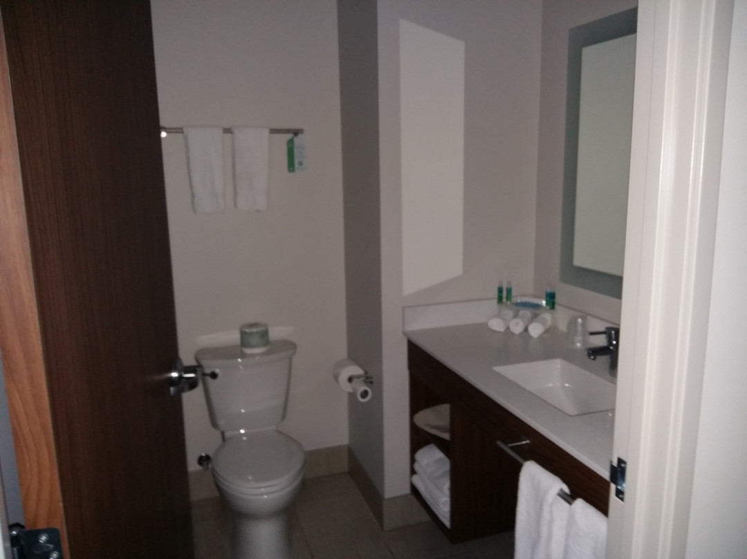 Holiday Inn Express & Suites Victoria - Colwood主图