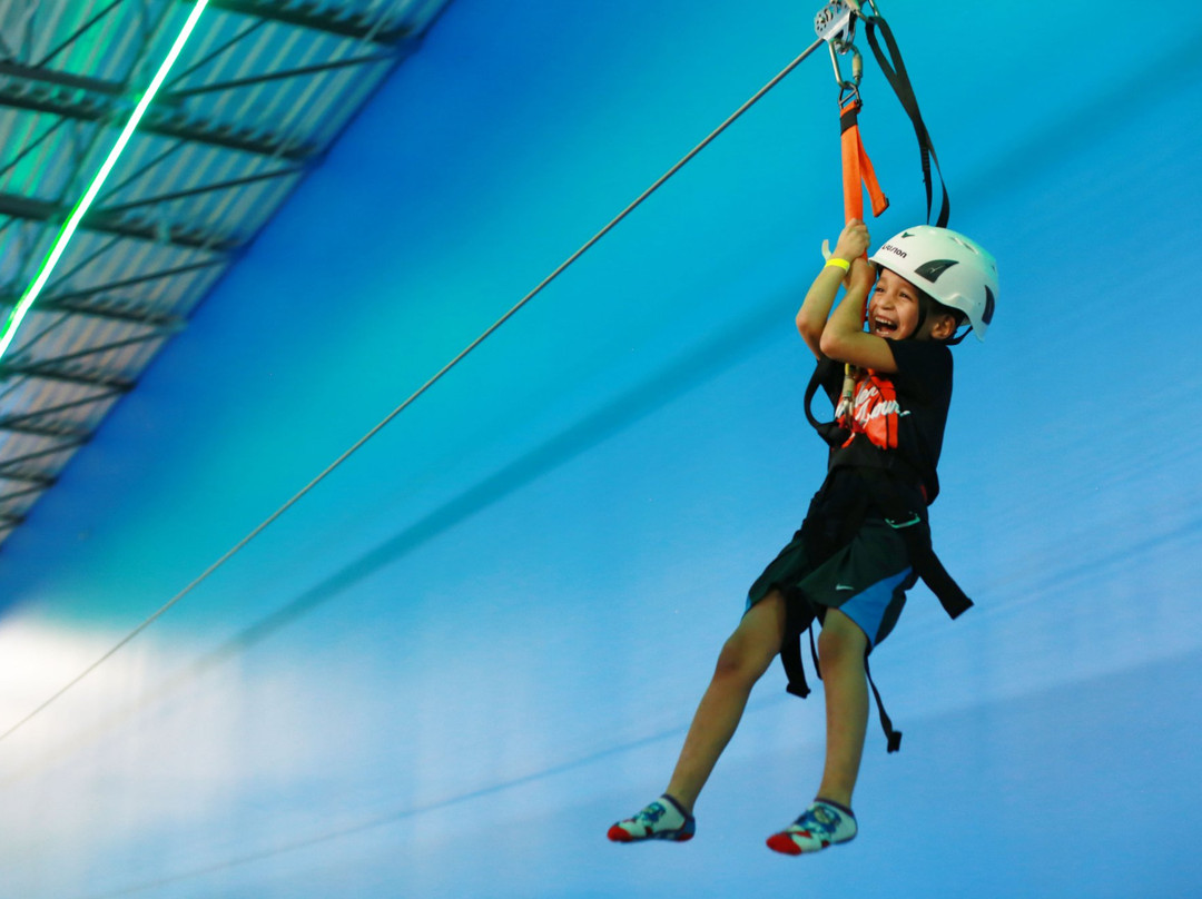 Jumping World-布赖恩必去景点