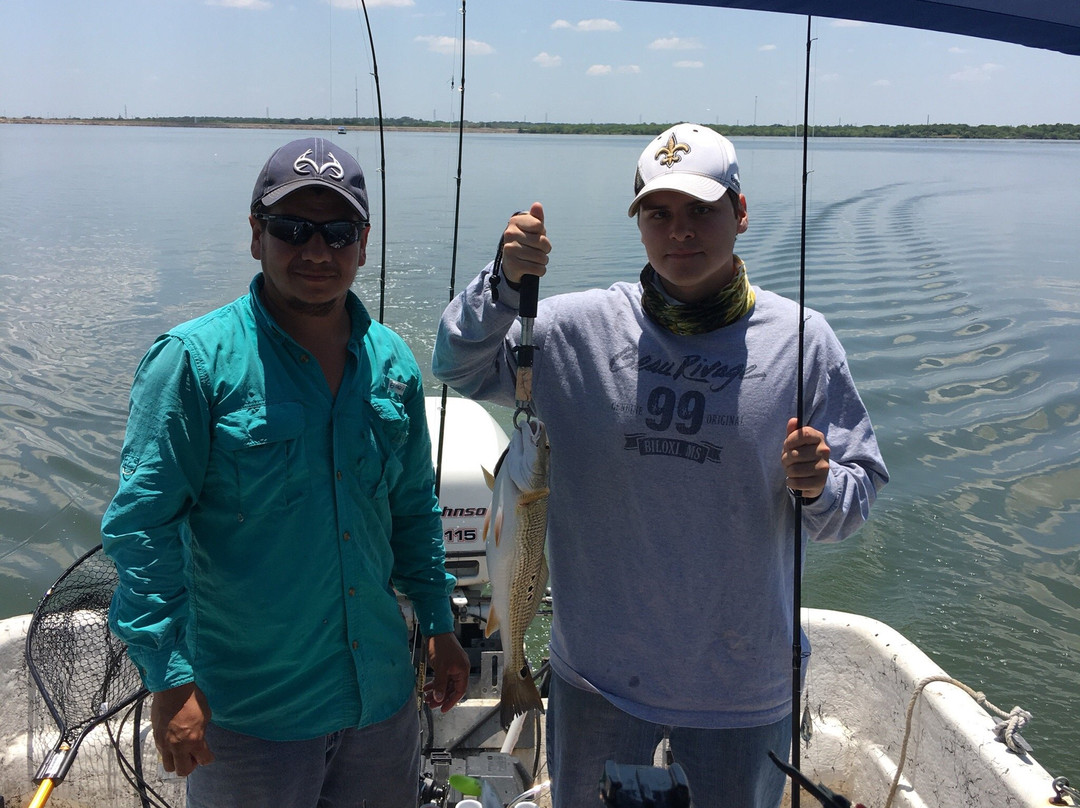 卡拉佛拉思湖-圣安东尼奥市必去景点