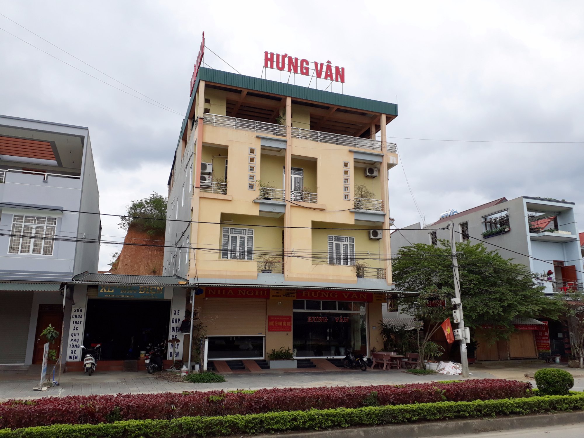 Khach San Hung Van-浴室