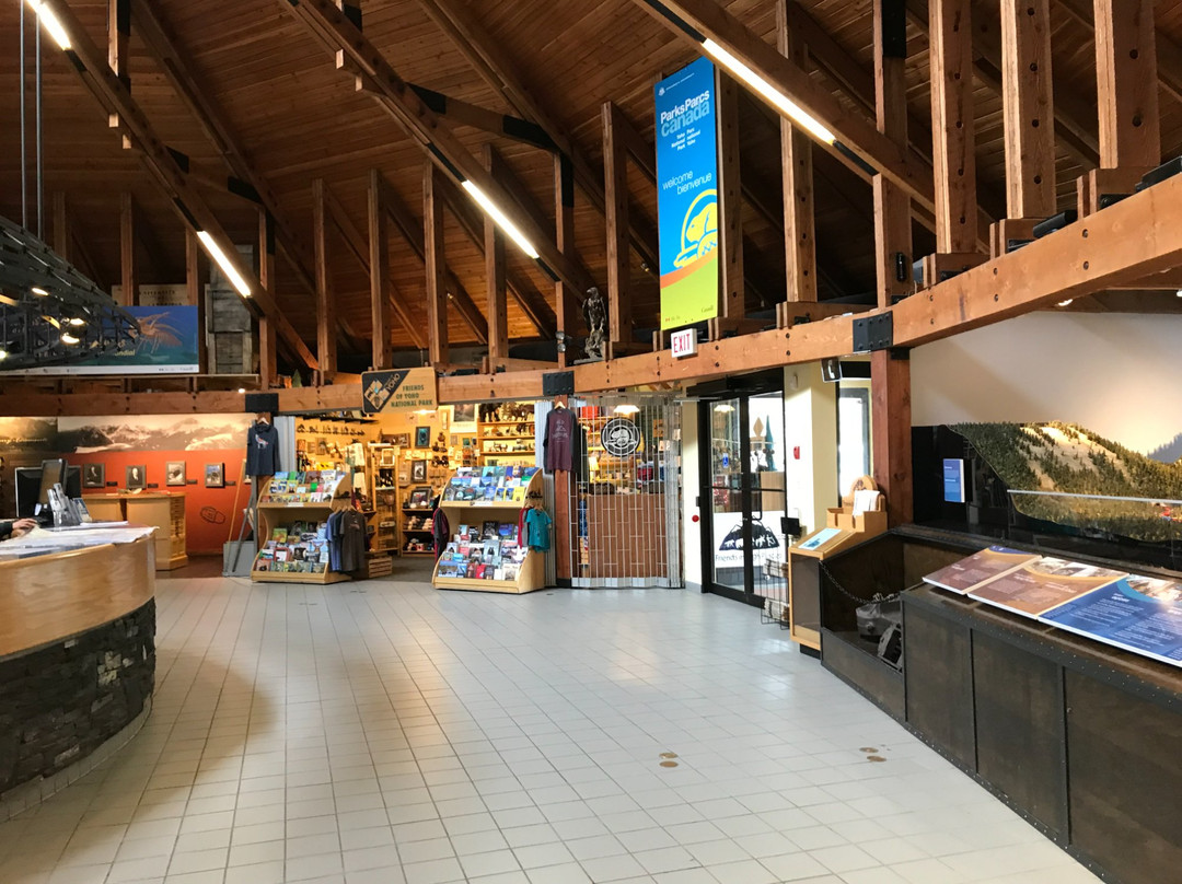 Yoho National Park Visitor Centre景点图片