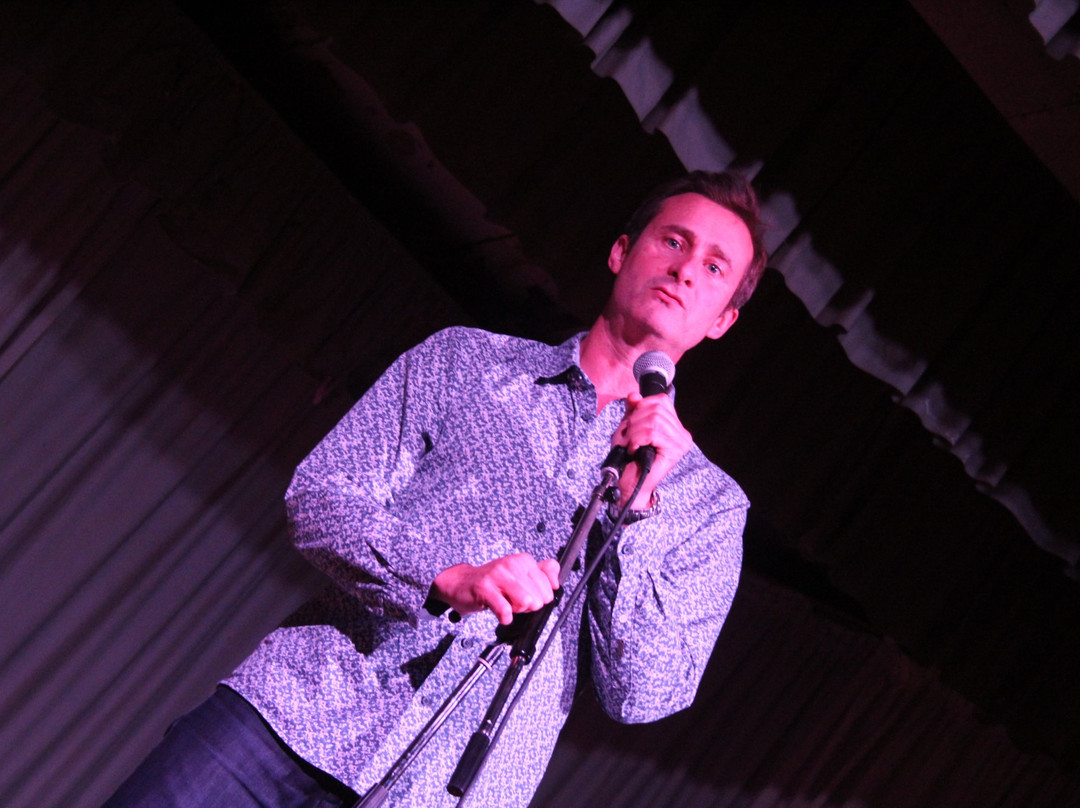 Laughing Bishops Comedy Club景点图片