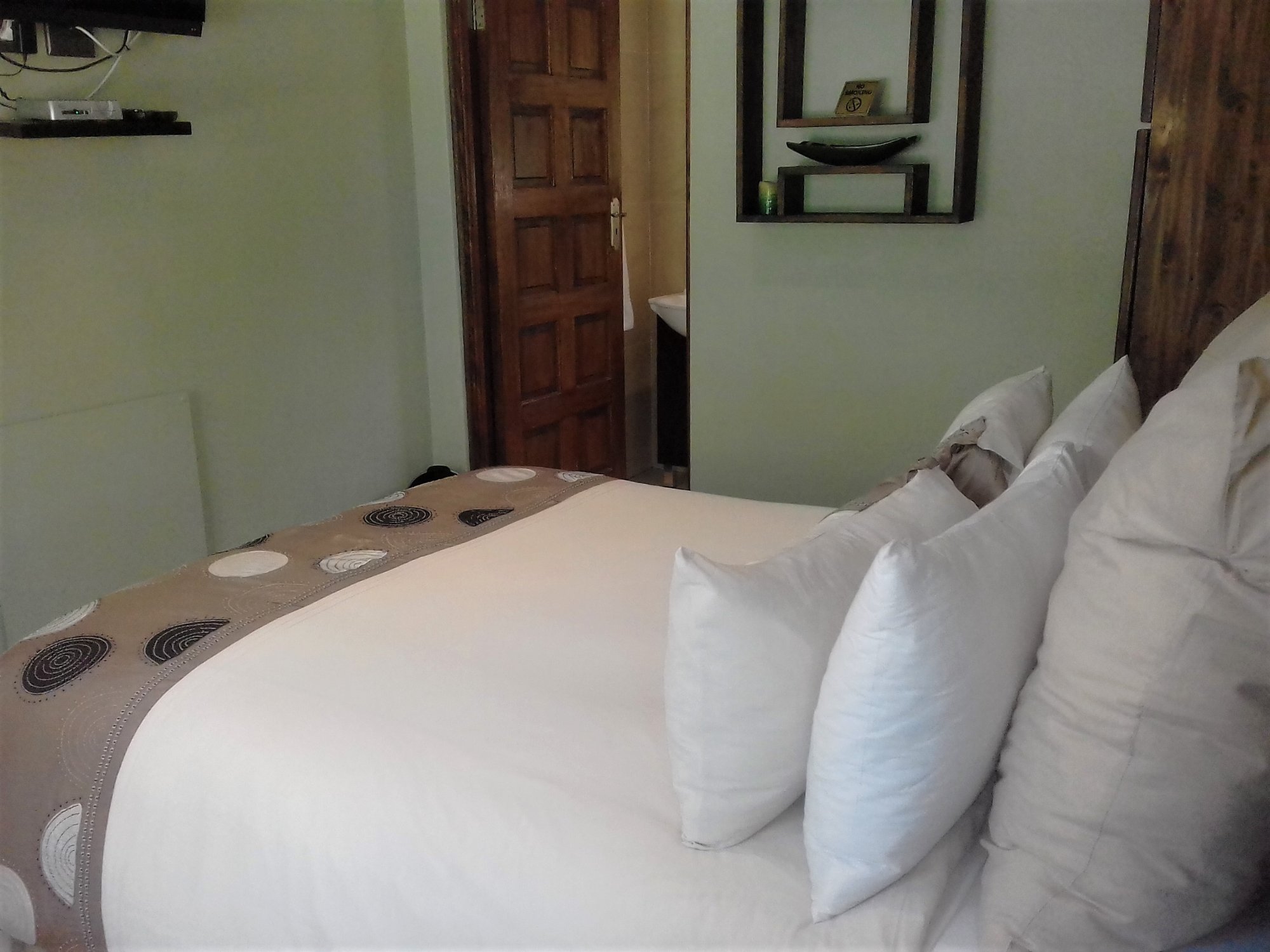 Summer Garden Guest House (The Palms)-官方