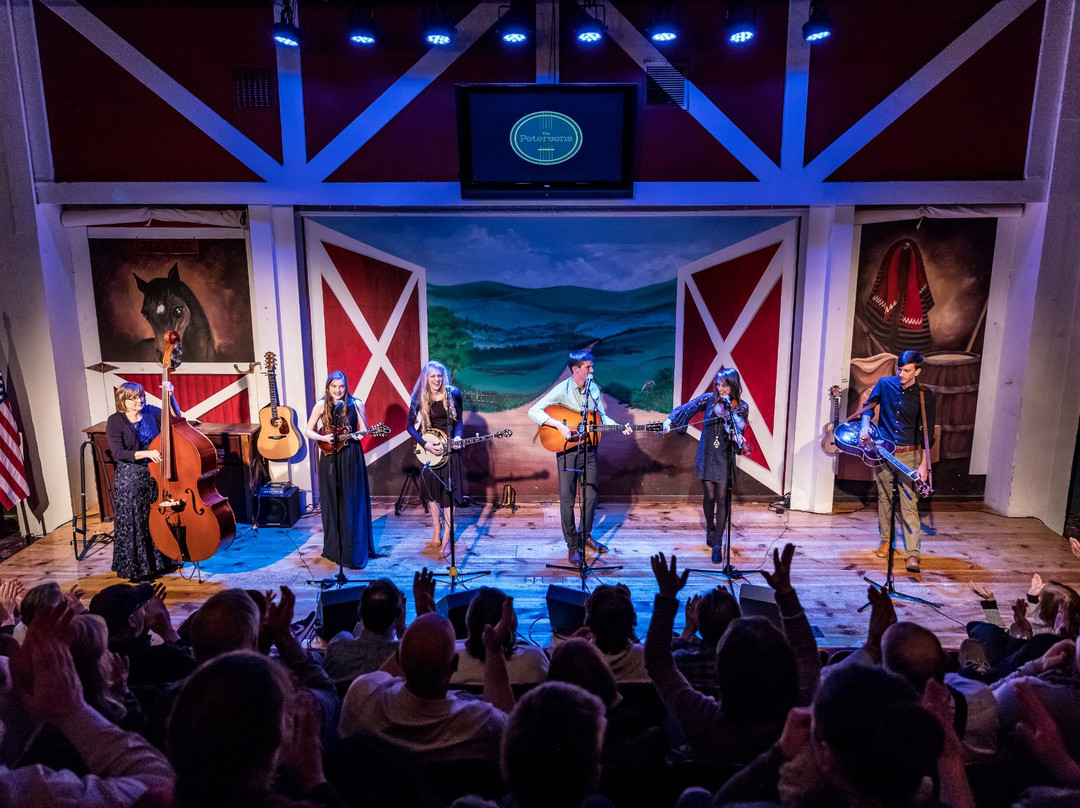 The Petersens-布兰森必去景点