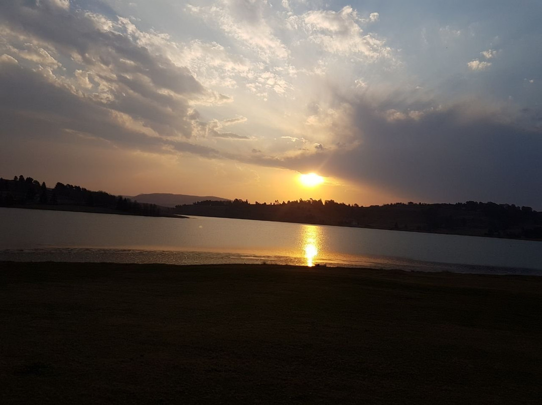 Lake Lintrose Cottages