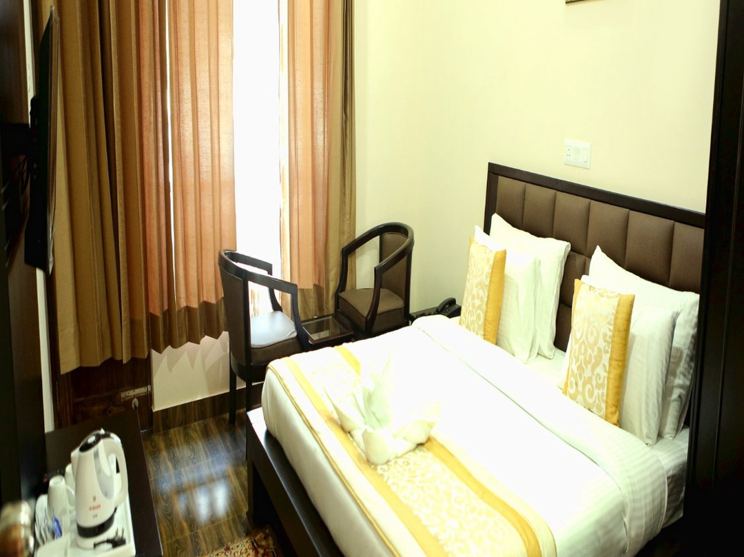 Chimbalhar Heights主图