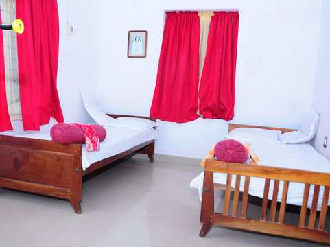 Aroor酒店住宿-Kumbalanghi Puzhayoram