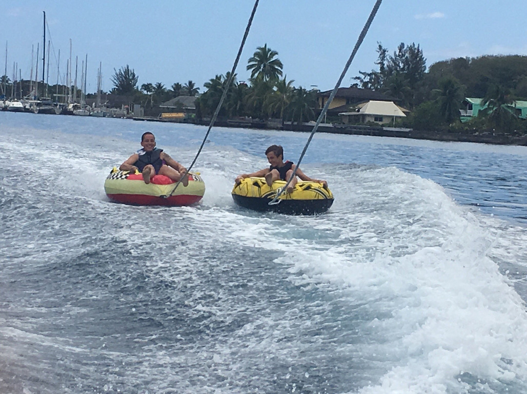 Tahiti Watersports Center景点图片