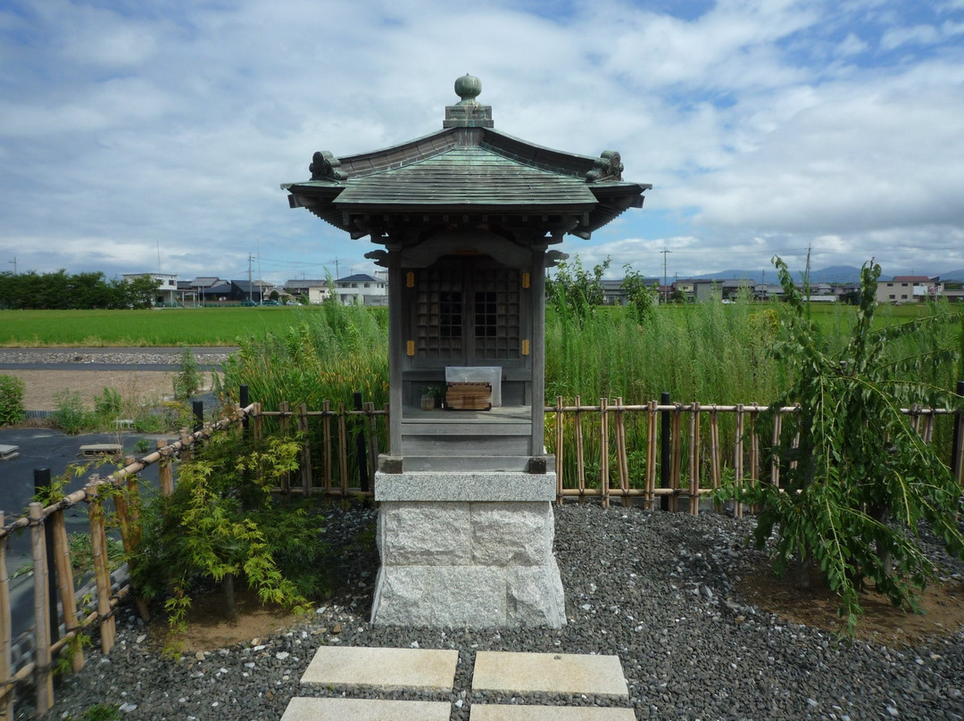 Burial Site of Yoshitsugu Otani's Head-米原市必去景点