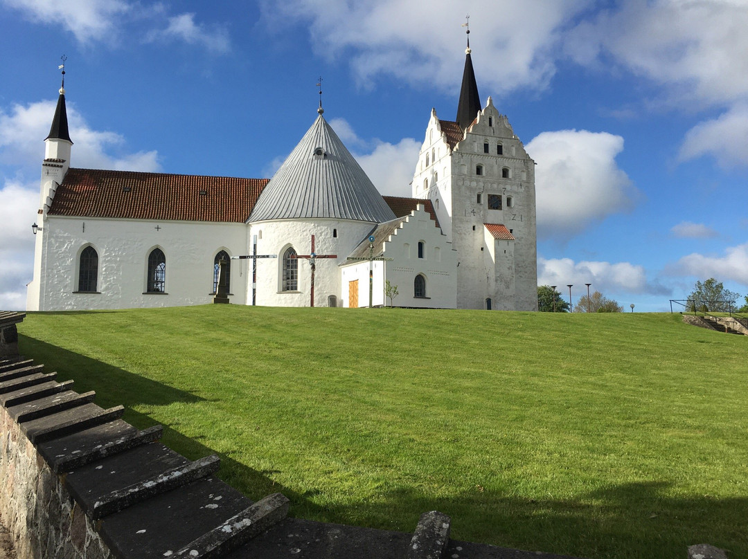 Horne Rundkirke Og Mausoleum景点图片