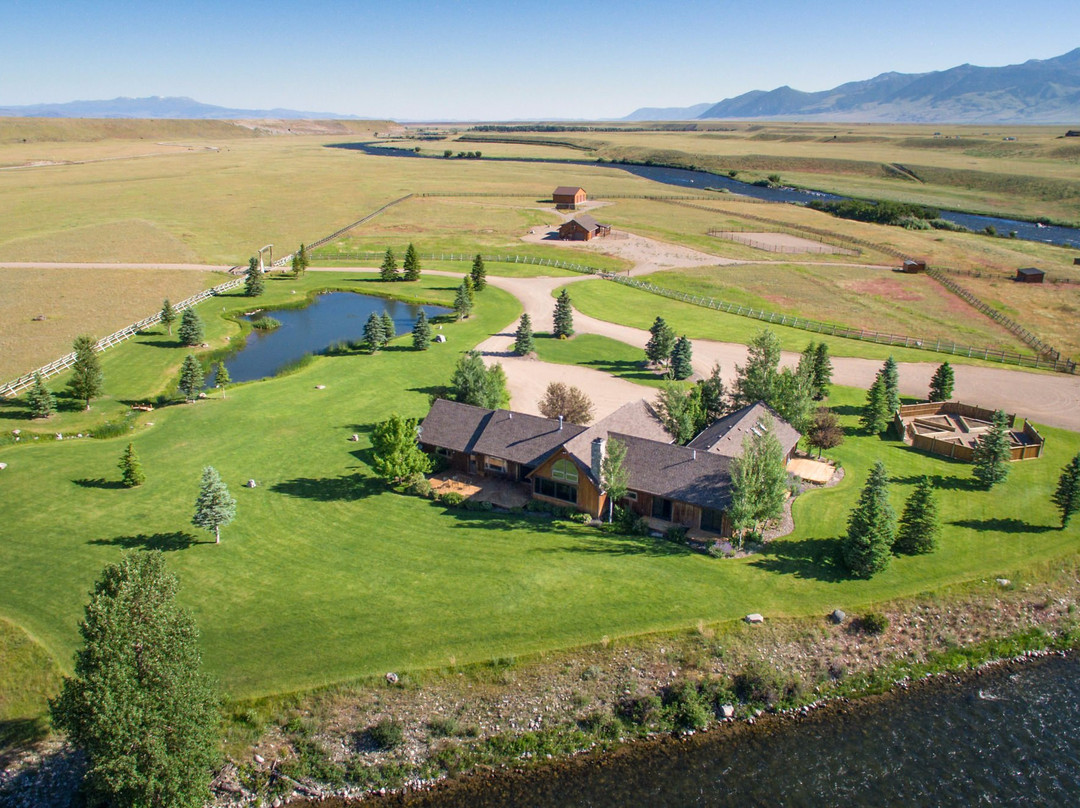 Madison River Lodge