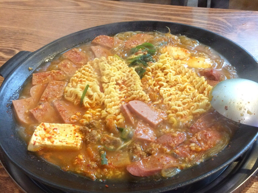 Uijeongbu Budaejjigae Street-议政府市必去景点