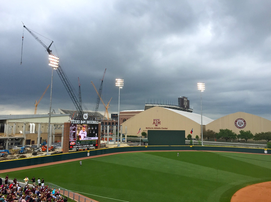 Olsen Field at Blue Bell Park-大学城必去景点