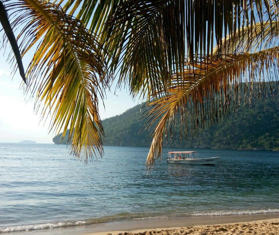Playa Punta La Cruz景点图片