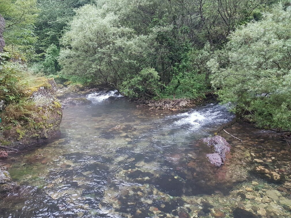 White Drin Waterfall-Pejë必去景点