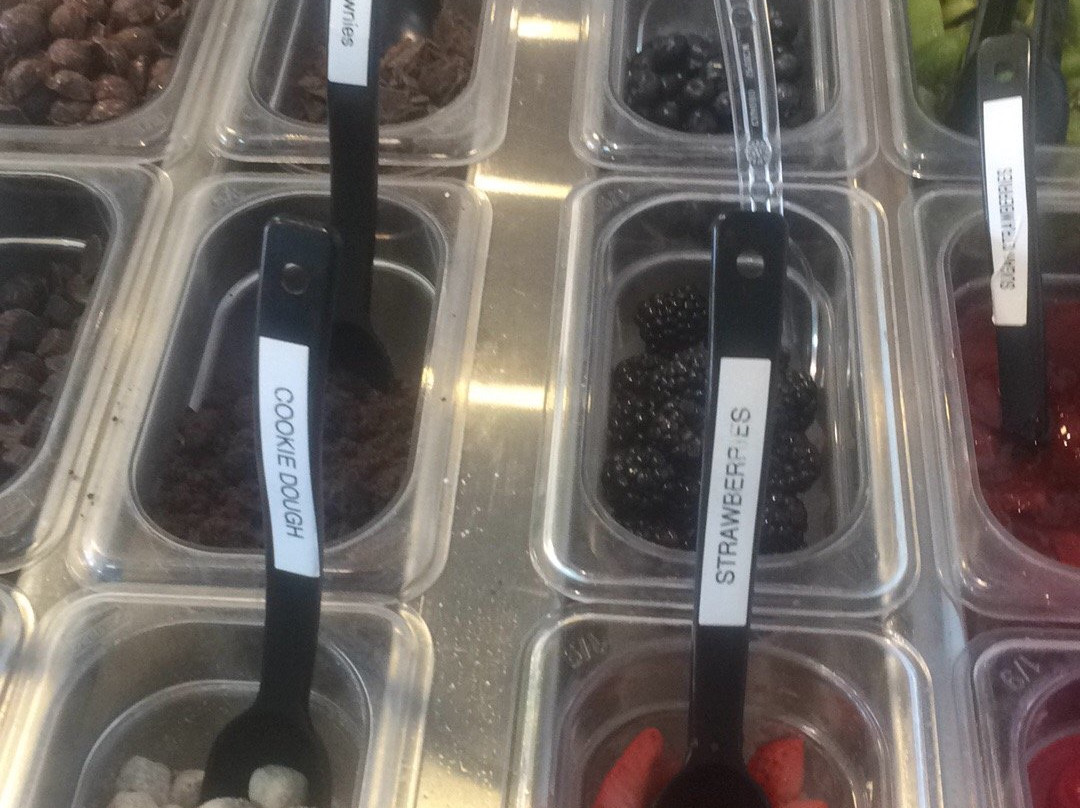 Frozen Yogurt Island