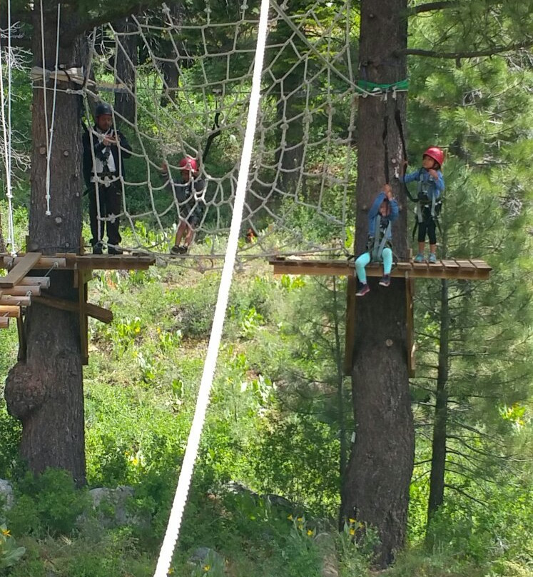 Palisades Tahoe Ropes Course-奥林匹克谷必去景点