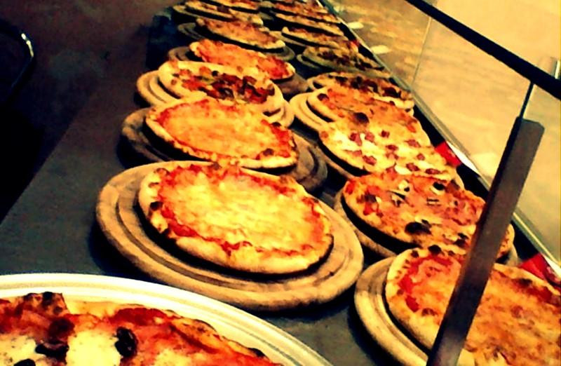 La Torre餐馆和美食-Pizzeuro
