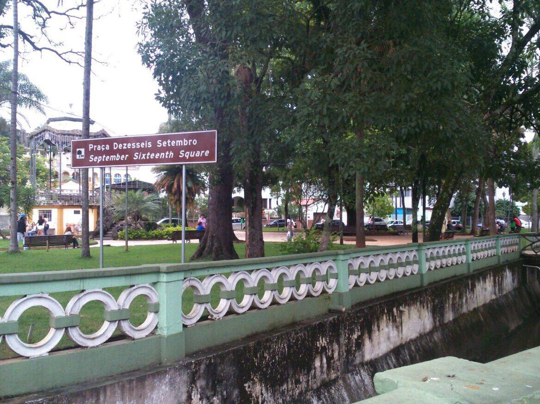 Praça 16 de Setembro-Caxambu必去景点