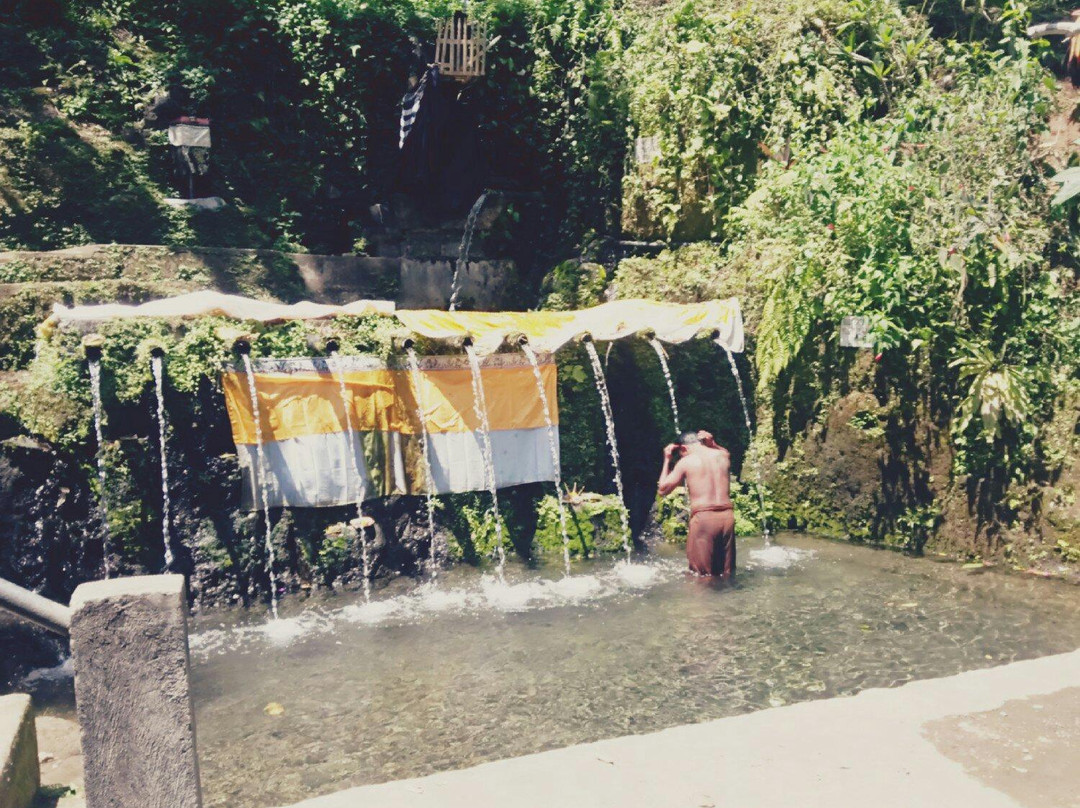 Guliang Kangin Tourist Village景点图片