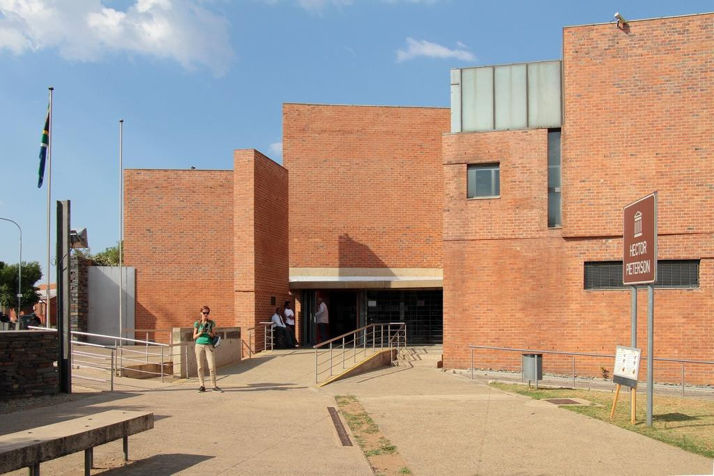 Vhupo Tours-索韦托必去景点