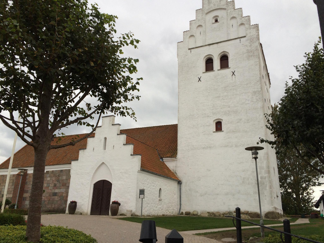 Glesborg Kirke景点图片
