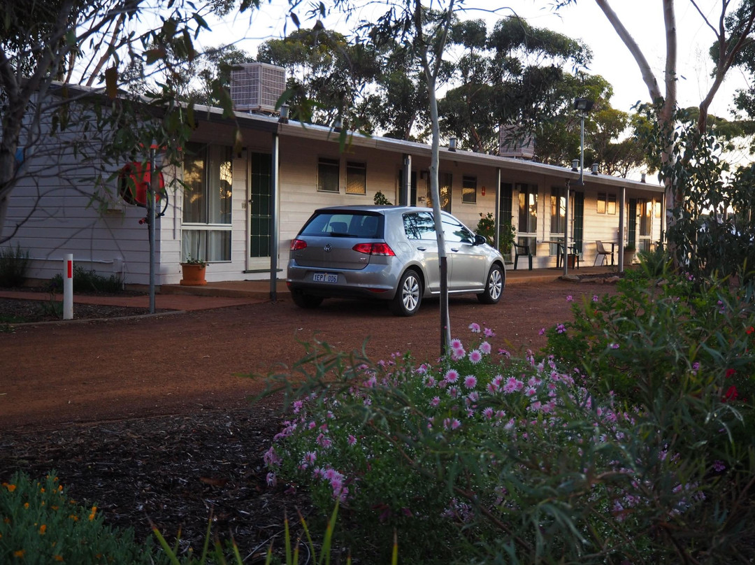 Sandalwood Motor Lodge