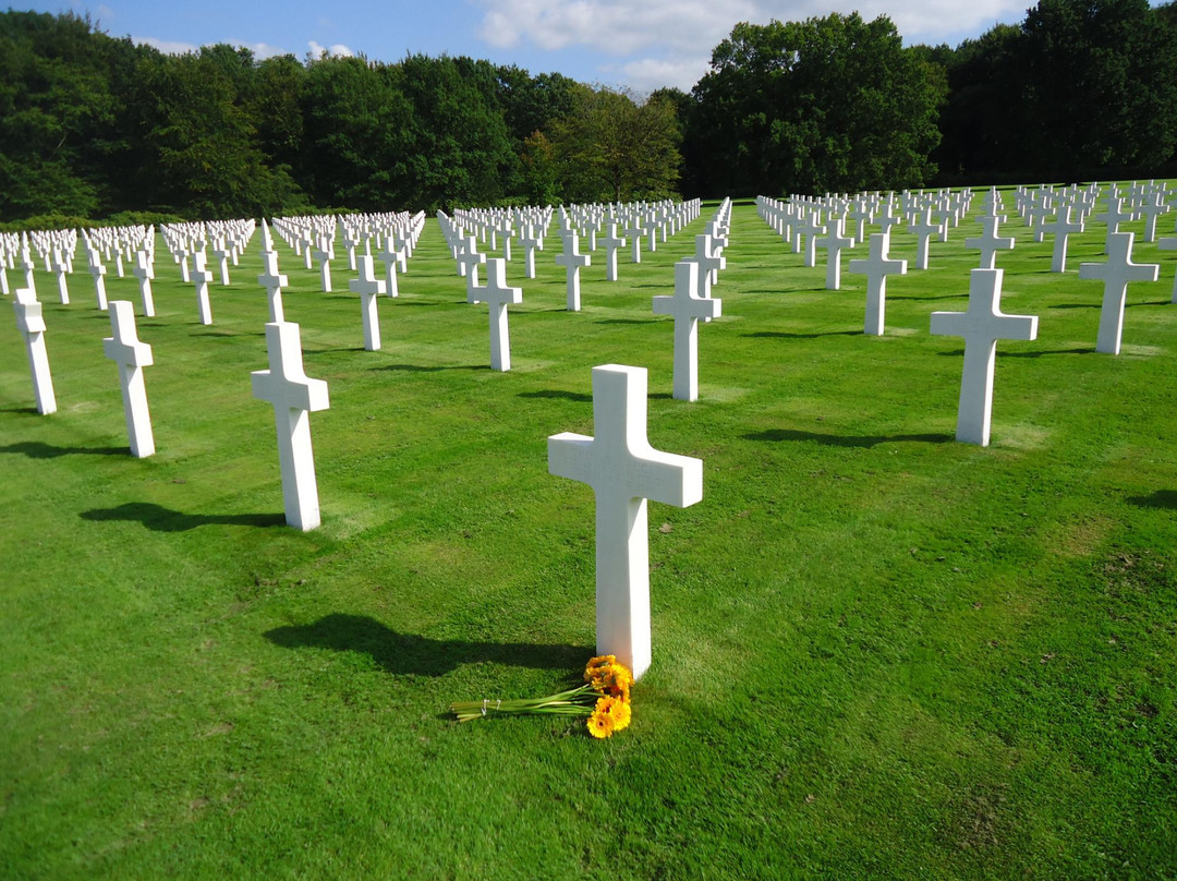 Ardennes American Cemetery and Memorial景点图片