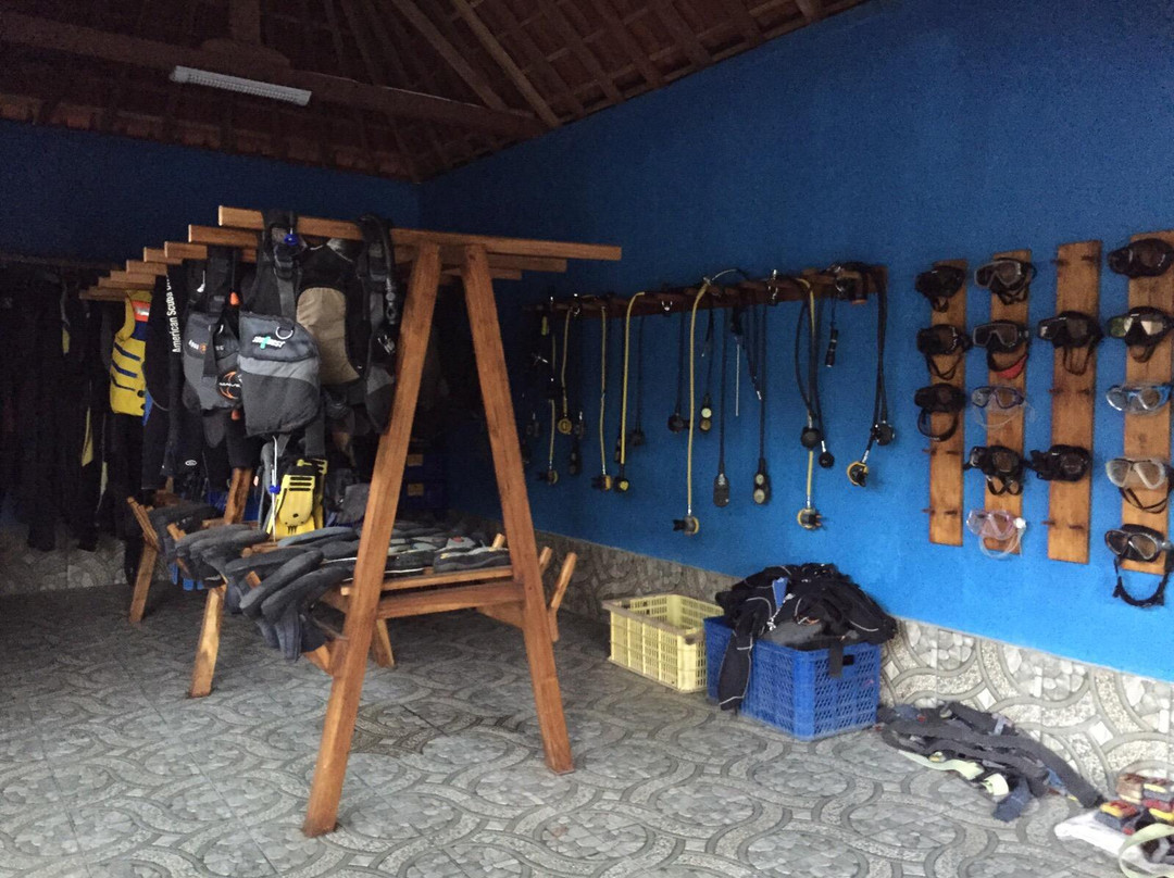 Sea Hua Ha Ha Dive Center, Bar and Restaurant-图兰本必去景点