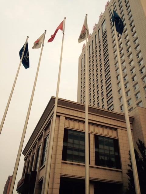 锦江石油大厦主图