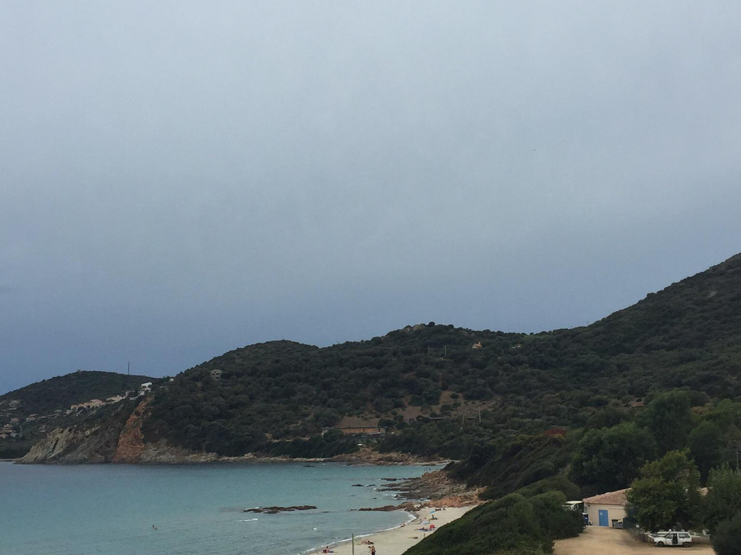 Plage de Menasina景点图片