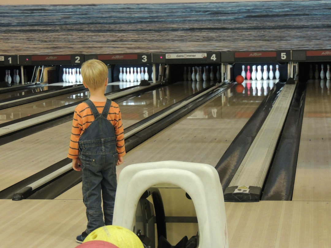 Bowling Center Blaavand-Blaavand必去景点