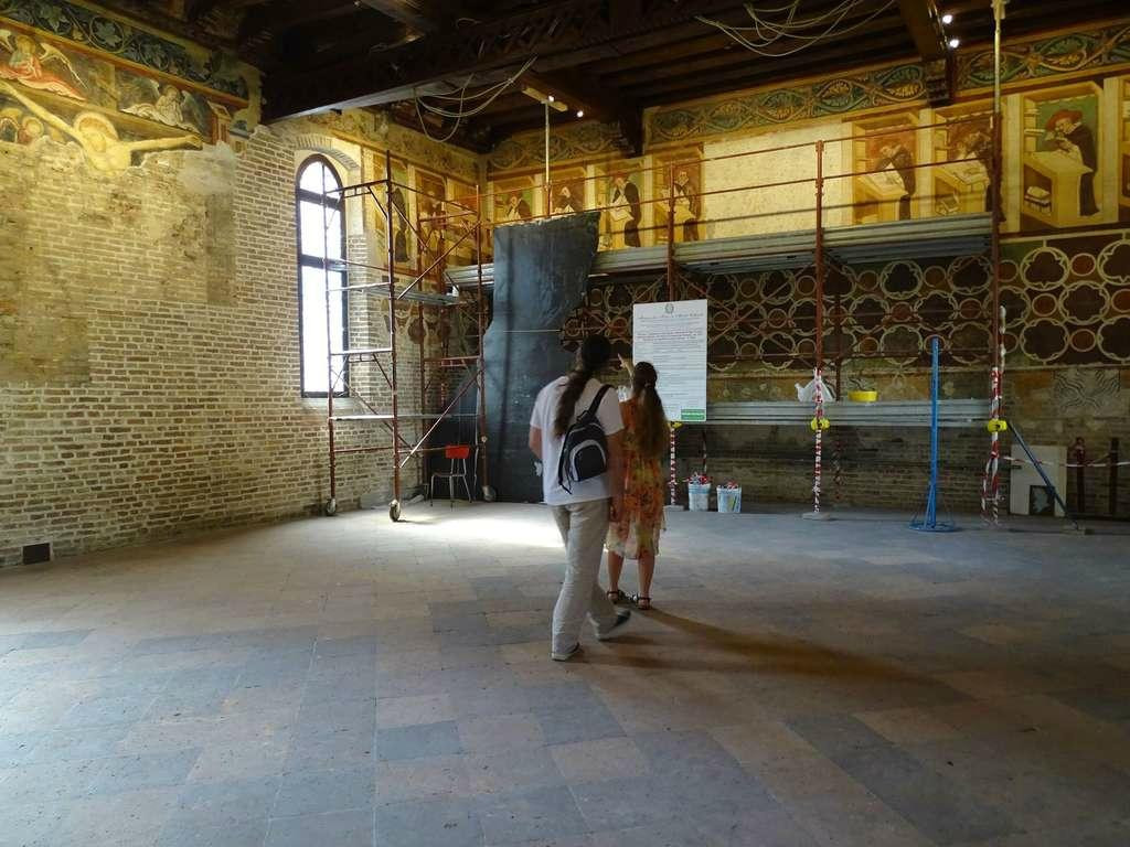Sala del Capitolo,affreschi di Tommaso da Modena-特雷维索必去景点