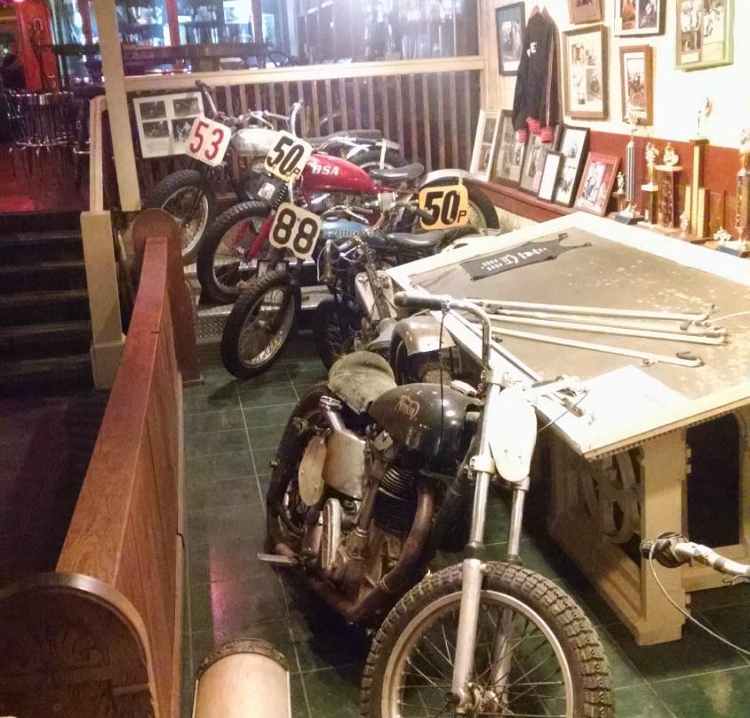 Iron Horse Social Club景点图片