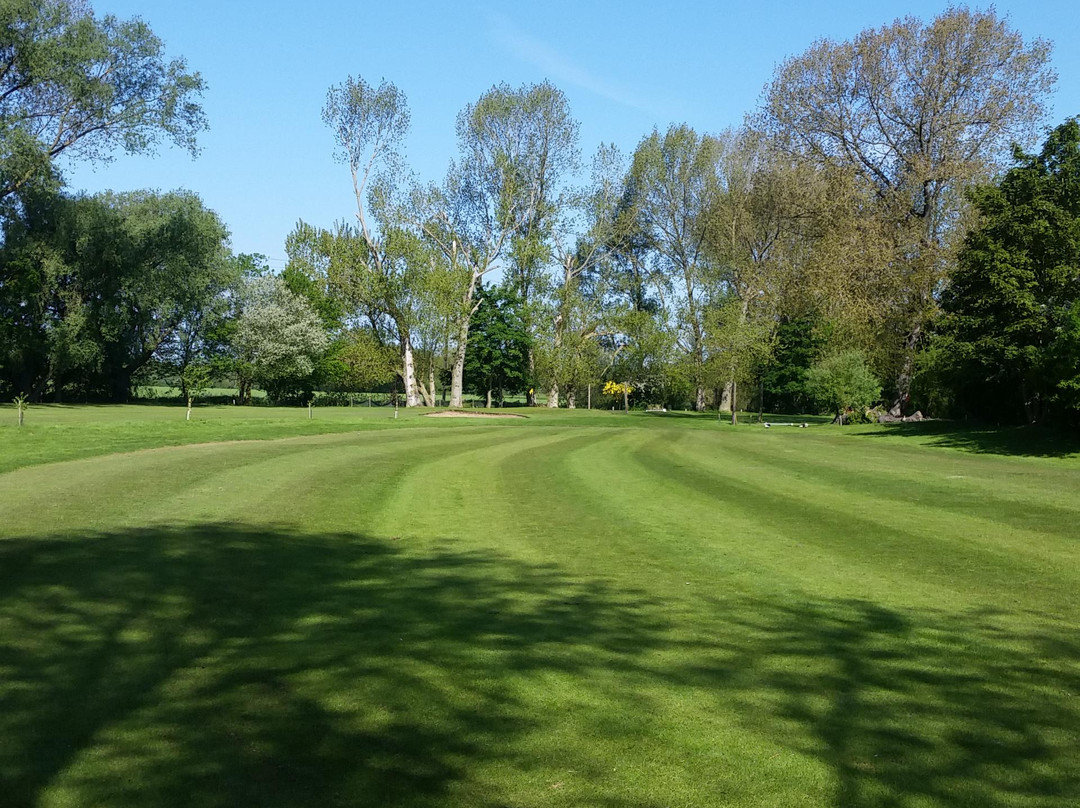 Clare Park Lake Golf Course-Clare必去景点