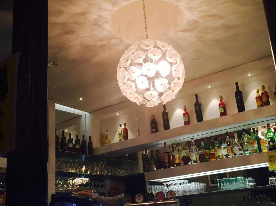 Bar onda marina-博洛尼亚必去景点