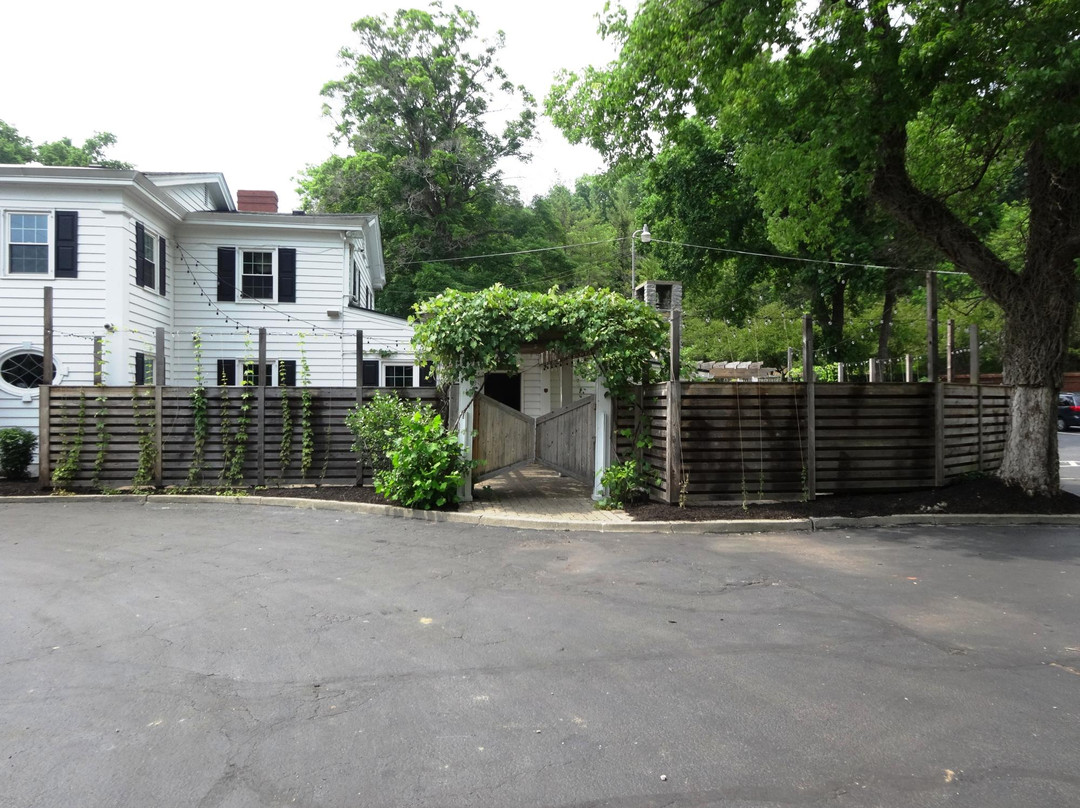 Fifty West Burger Bar-辛辛那提必去景点