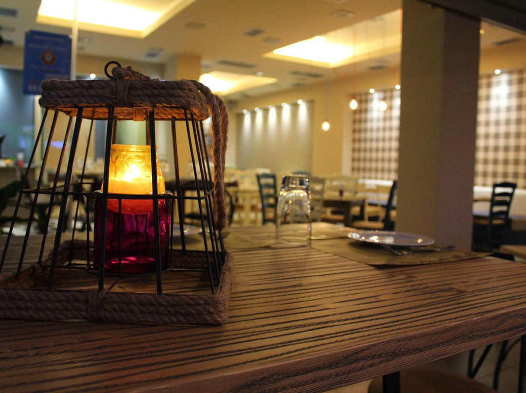 Cholargos餐馆和美食-Thama Restaurant